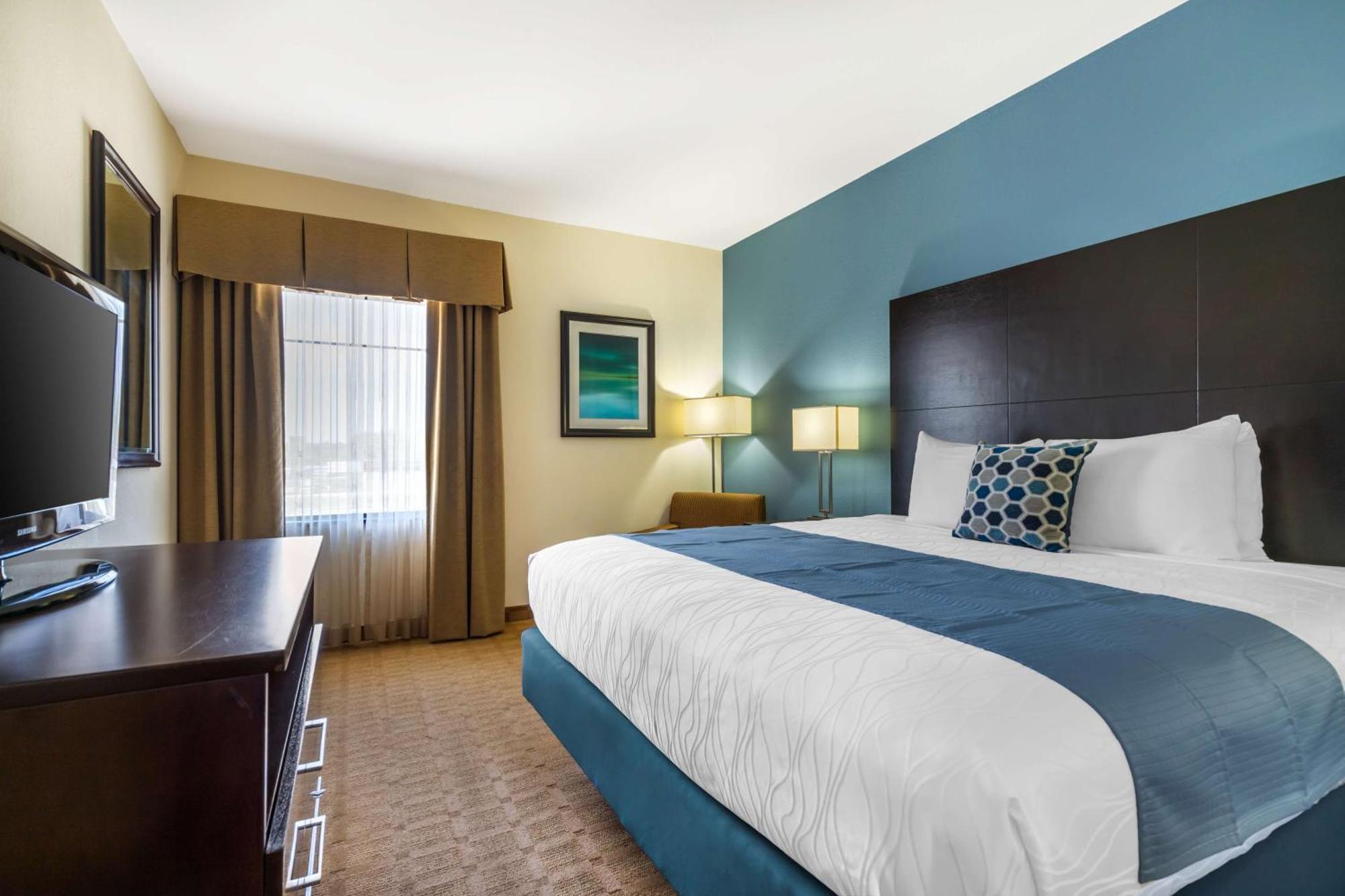 Best Western Plus Lytle Inn And Suites Exteriér fotografie