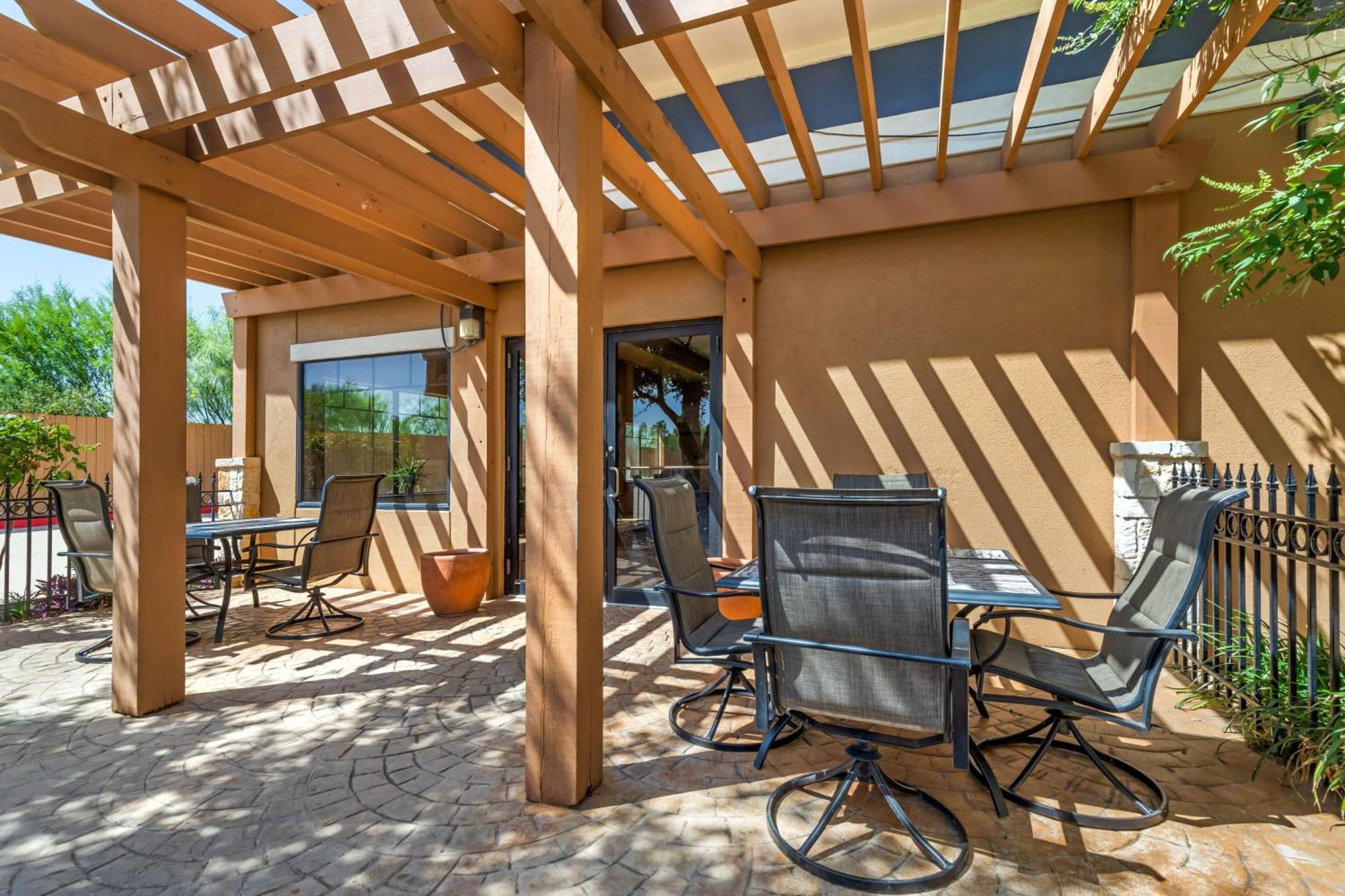 Best Western Plus Lytle Inn And Suites Exteriér fotografie