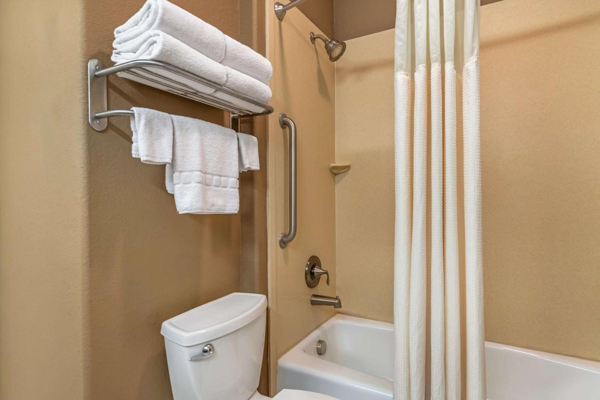 Best Western Plus Lytle Inn And Suites Exteriér fotografie