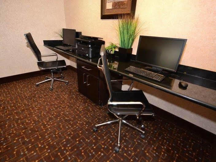 Best Western Plus Lytle Inn And Suites Exteriér fotografie